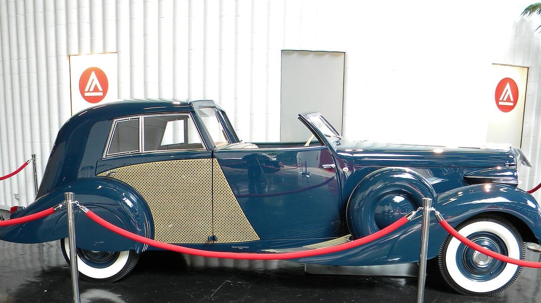 Just How Much is Academy of Art’s Vintage Car Collection Worth?