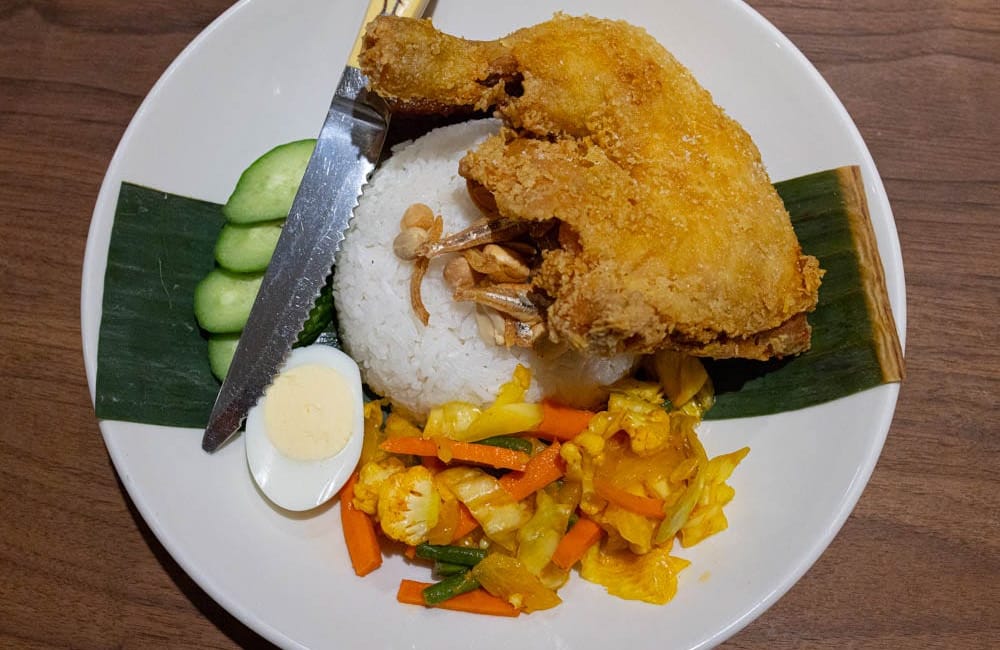 Malaysian Buzz in Sleepy Outer Noe: The new Damansara