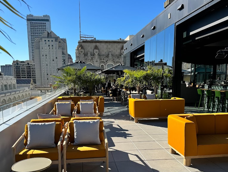 Can this new huge rooftop restaurant thrive in San Francisco?