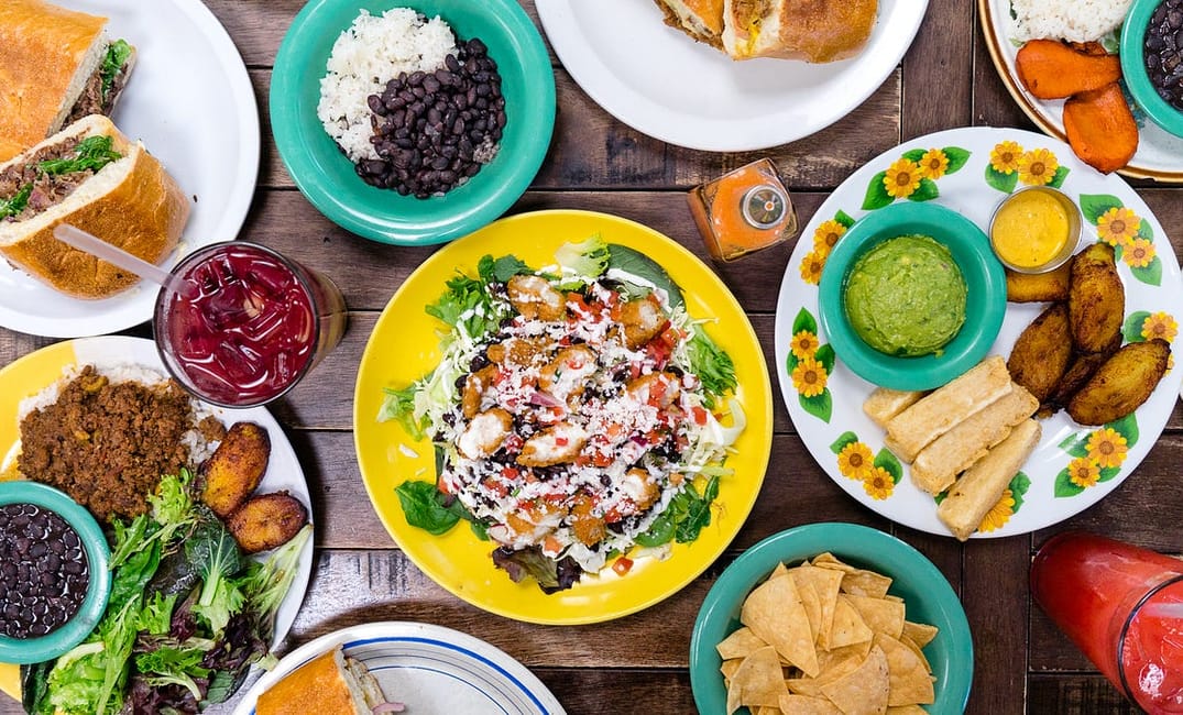 The Most Crave-Worthy Takeout in the East Bay: Cholita Linda