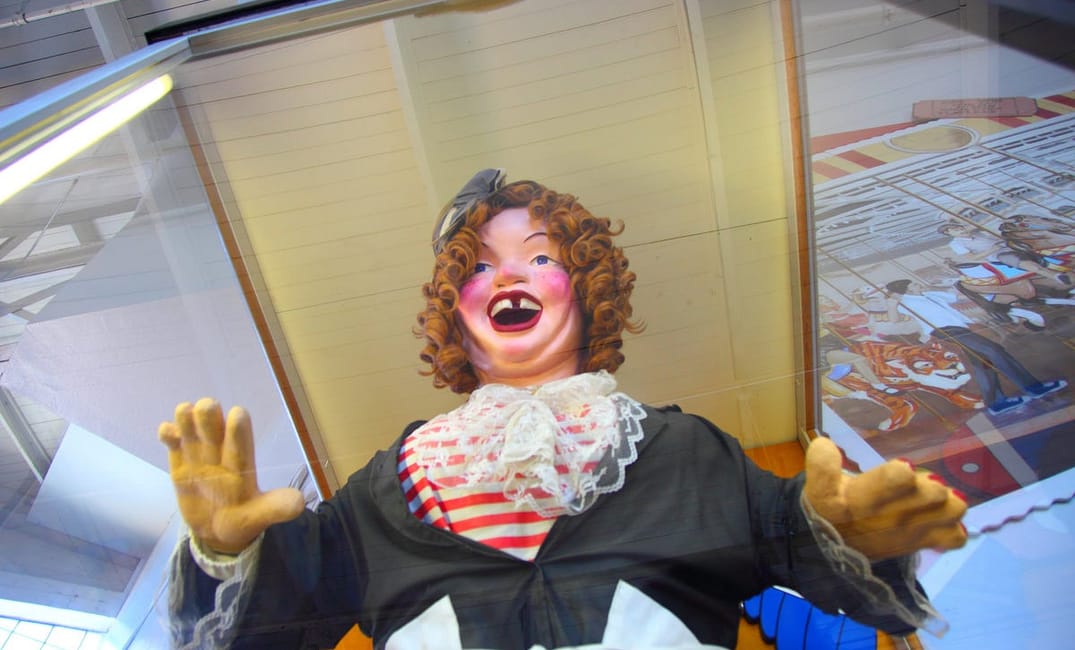 A Tour of the Most Questionable Arcade Games in the Bay Area