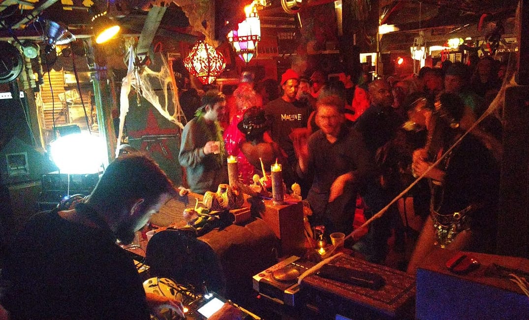 Art Warehouses Saved My Life — Which Is Why the Ghost Ship Tragedy Haunts Me