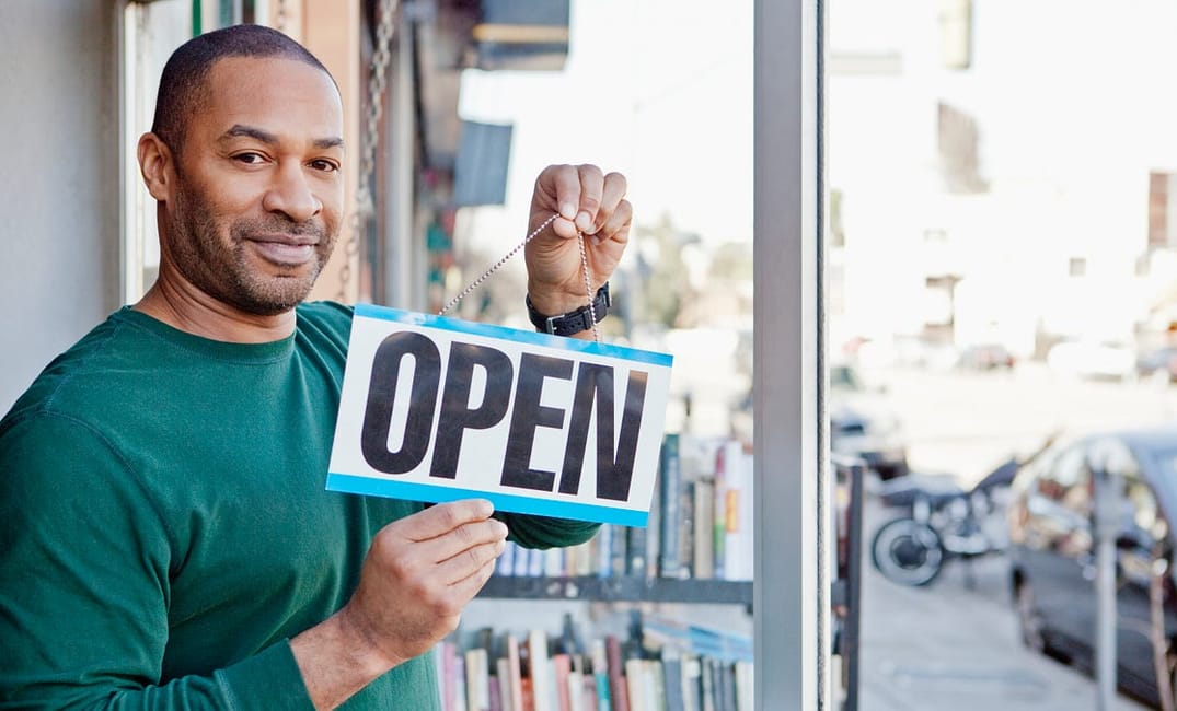 Where Should I Buy Books in Oakland?