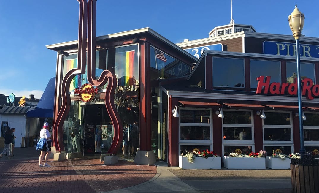 I Ate at SF’s Cheesy Chain Restaurants, and I Think I’m a Tourist Now