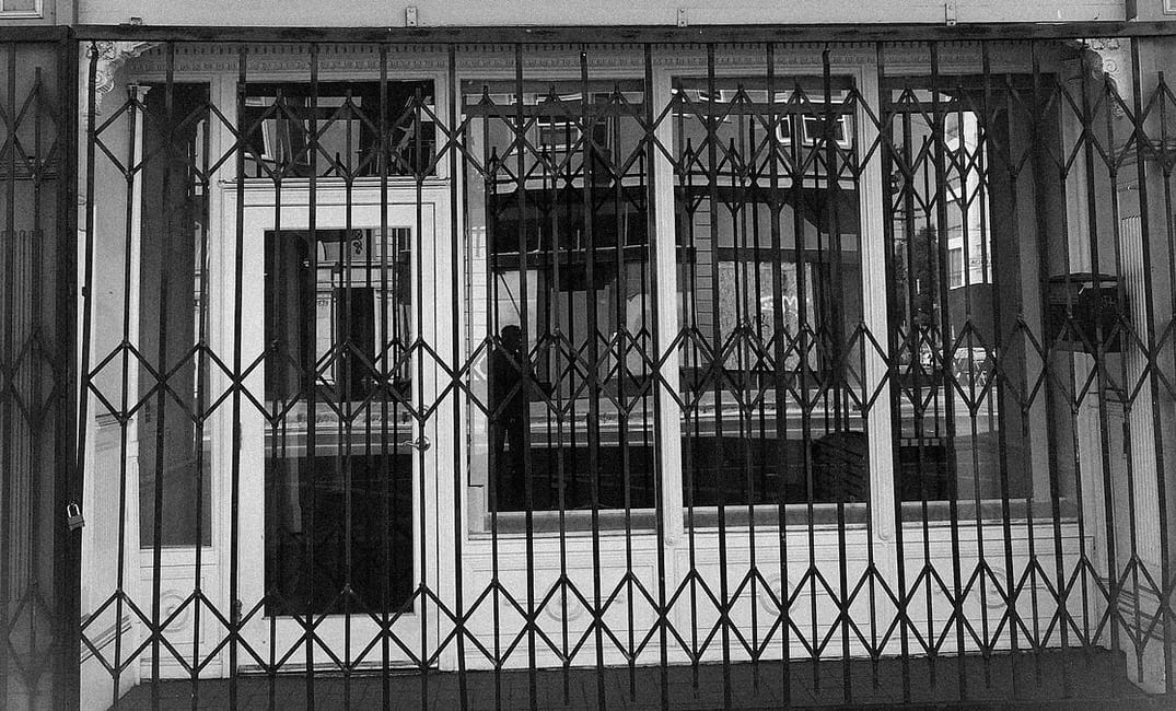 Photos: The Closed Shops of Valencia Street During Lockdown