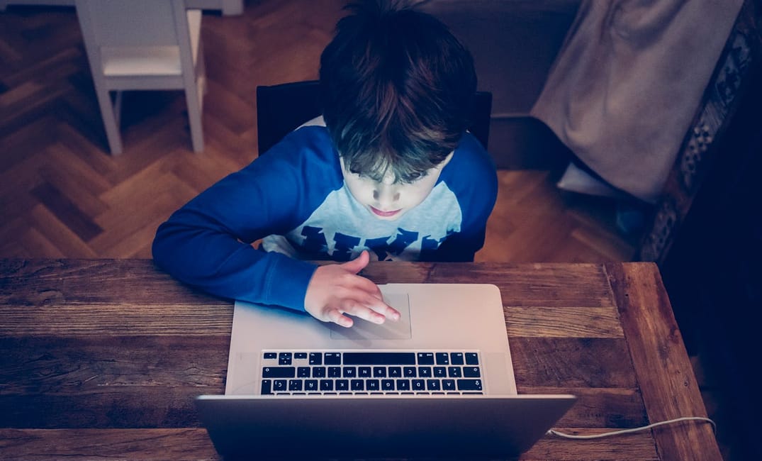 Why Do Kids Not Know How to Write Cursive Or Sign Their Names?