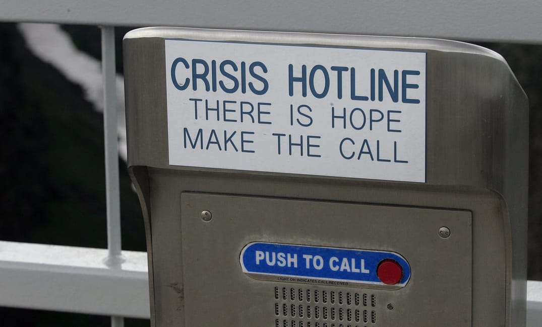 America’s First Suicide Hotline Was a Single Phone in San Francisco