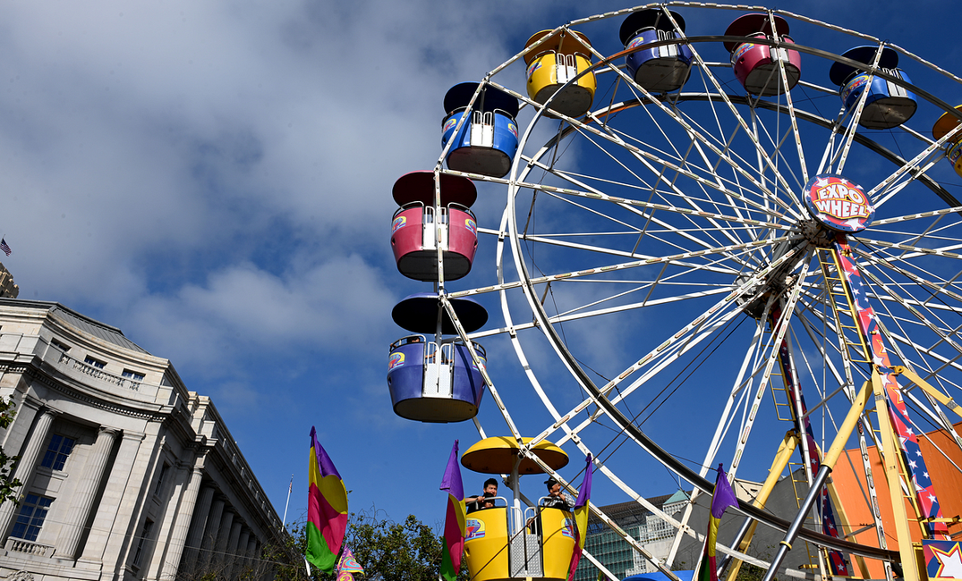 Was the SF Civic Center carnival successful?