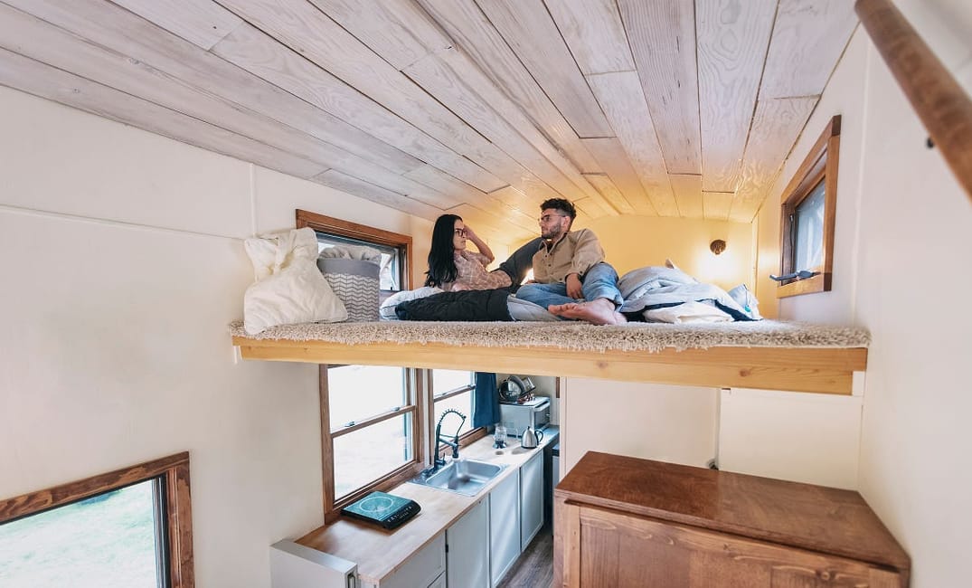 I Am an Additional 400 Square Feet of an SF Apartment, and You Want Me So Bad