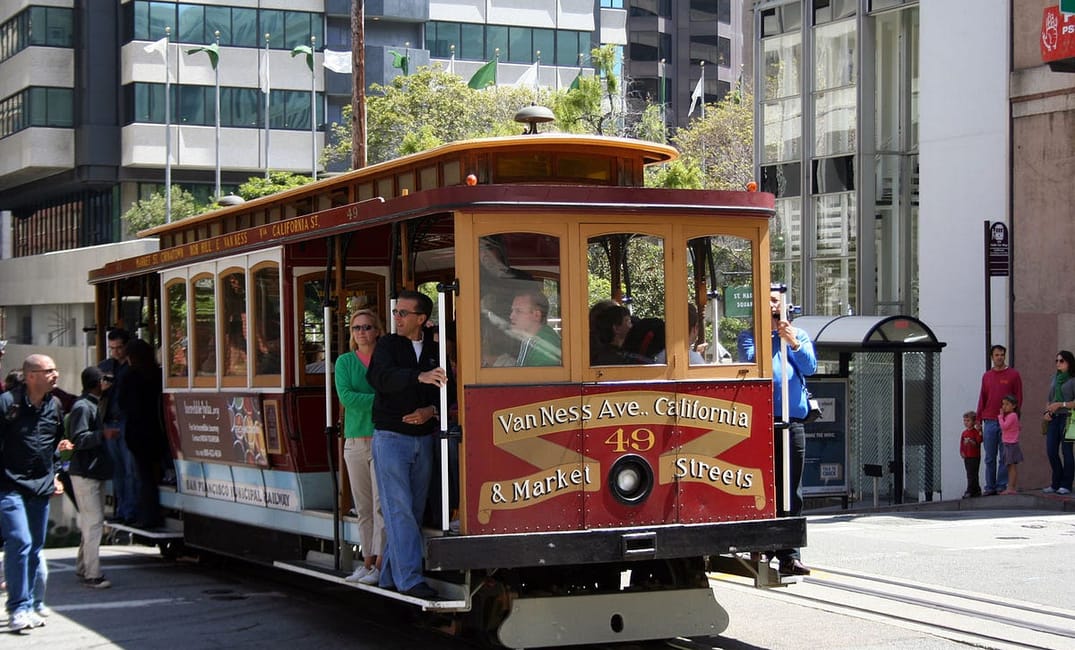 One-Star Yelp Reviews of SF Tourist Traps