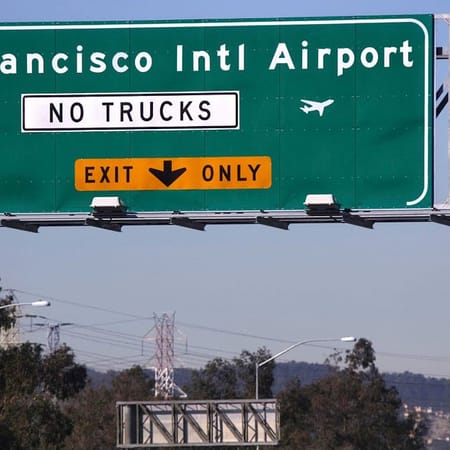 Image of: You Can Now Lyft or Uber Your Way from the Airport