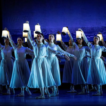 Image of: Raymonda wants love and a career — SF Ballet gives her both