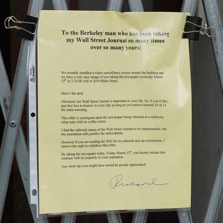 Image of: News website Berkeleyside shared a photo of a note one Berkeley neighbor left to another who has…
