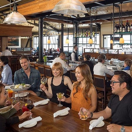 Image of: Dining with Strangers