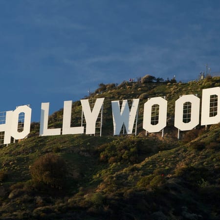 Image of: One-Star Yelp Reviews of LA’s Famed Attractions