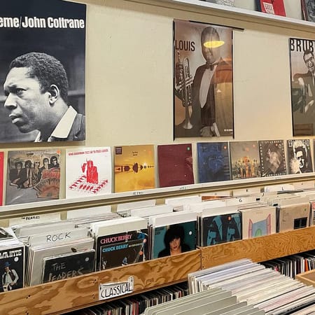 Image of: Groove Yard in Oakland: A place where vinyl has always been king