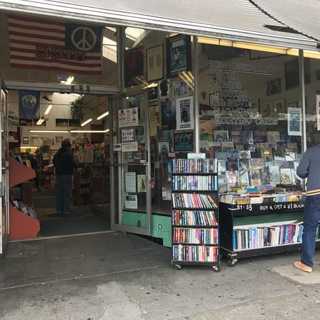 Image of: A Bookworm’s Guide to Oakland