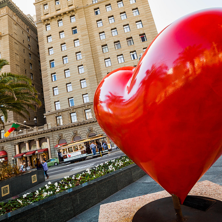 Image of: San Francisco heart sculptures celebrate their 20-year milestone