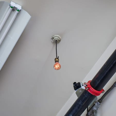 Image of: This 120-Year-Old Lightbulb Is Still Burning