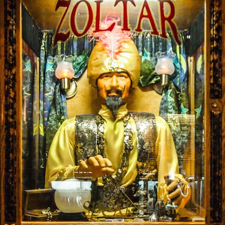 Image of: I Went to a Bunch of Psychics and Got the Best Advice from a Machine