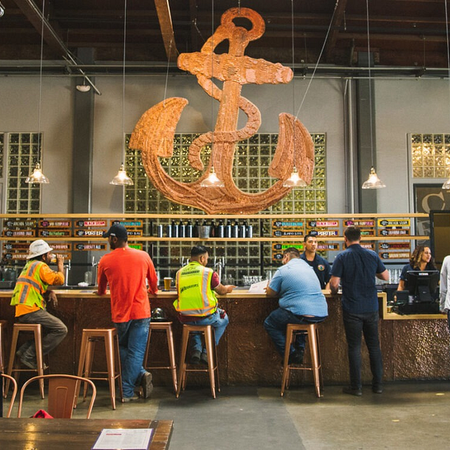 Image of: San Francisco’s oldest brewery: Anchor Brewing Company