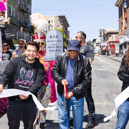 Image of: Willie Brown cuts through the doom loop