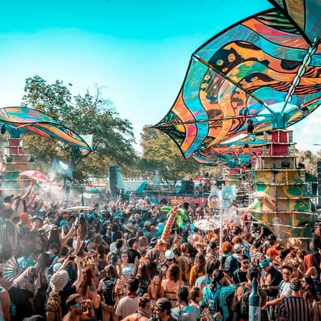 Image of: Lightning in a Bottle to Return After Long Hiatus