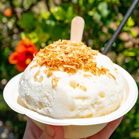 Image of: Ululani’s Serves the Best Shave Ice on Maui