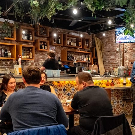 Image of: Teleferic Barcelona Shows How Rooftop Dining Can Be Super Classy