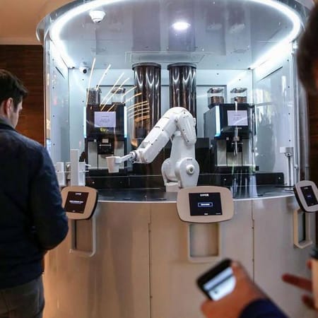 Image of: Reviewing the Robot Restaurants of San Francisco