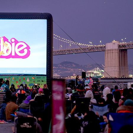 Image of: A perfect night for Barbie on the Bay