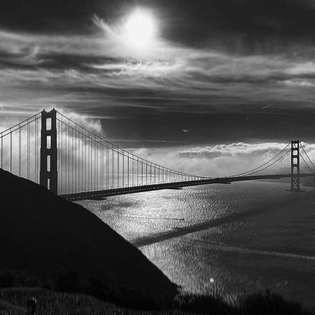 Image of: Golden Gate Bridge Looks Hella Good Without Color