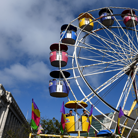 Image of: Was the SF Civic Center carnival successful?