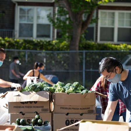 Image of: Pandemic Food Pantry Pop-Ups in San Francisco