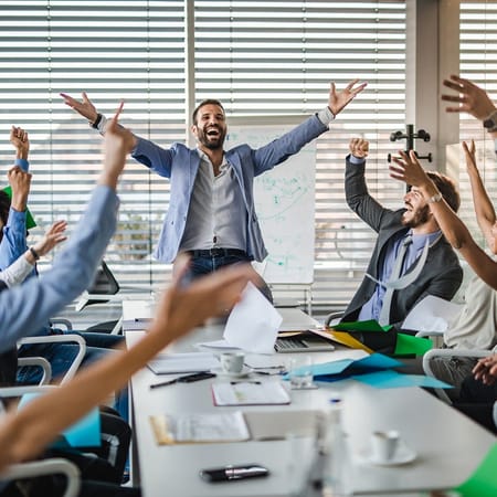 Image of: How to Become LinkedIn Famous and Influence Millions