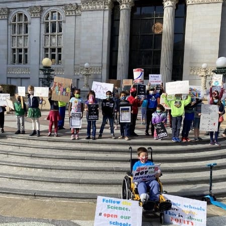 Image of: Oakland Parents Put Pressure on School District to Plan for Reopening