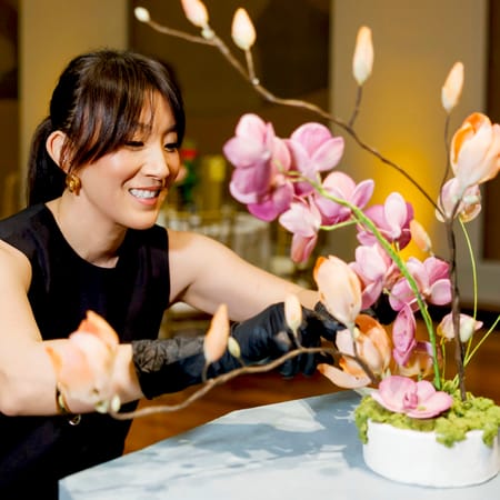 Image of: I Ate Some $5,000 Cake and Met a Mars Scientist at the de Young. The Flowers Were Also Nice.